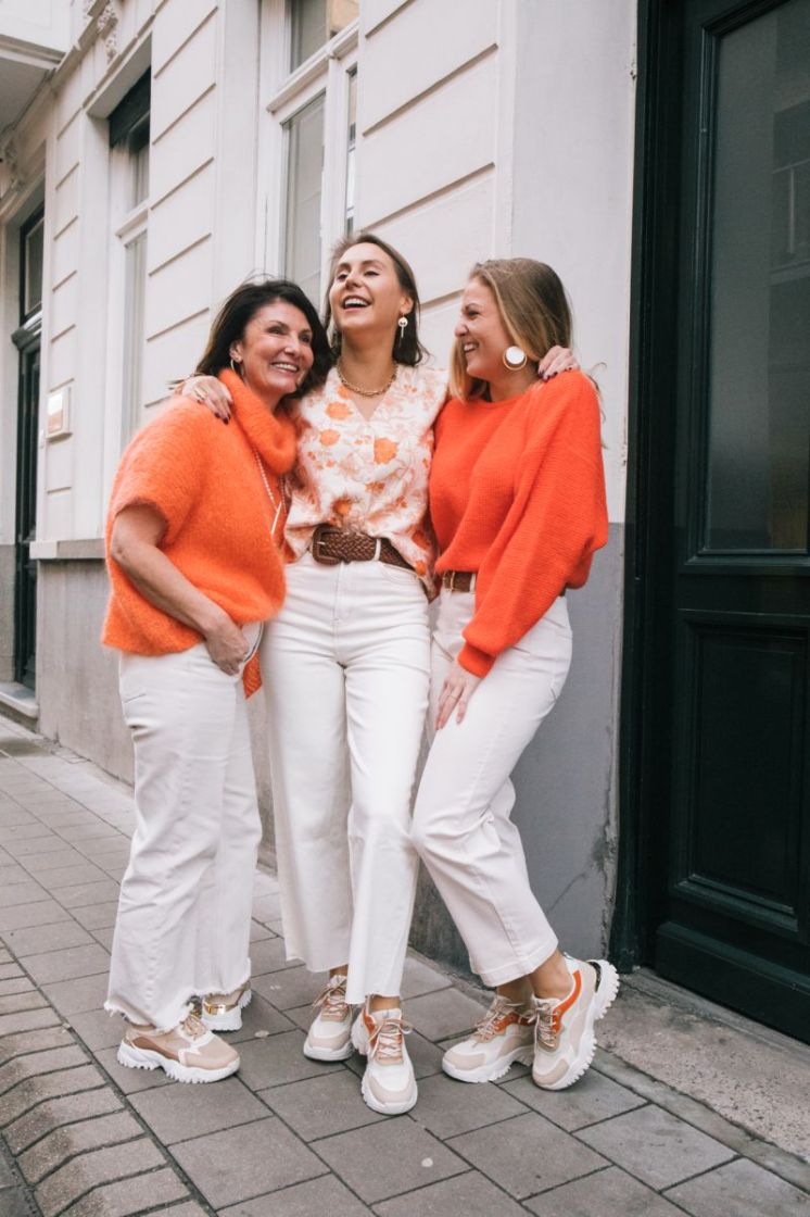 Pull ORANGE