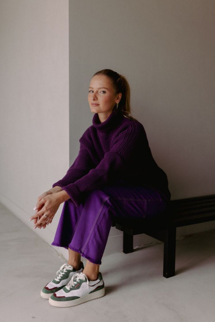  VIOLET