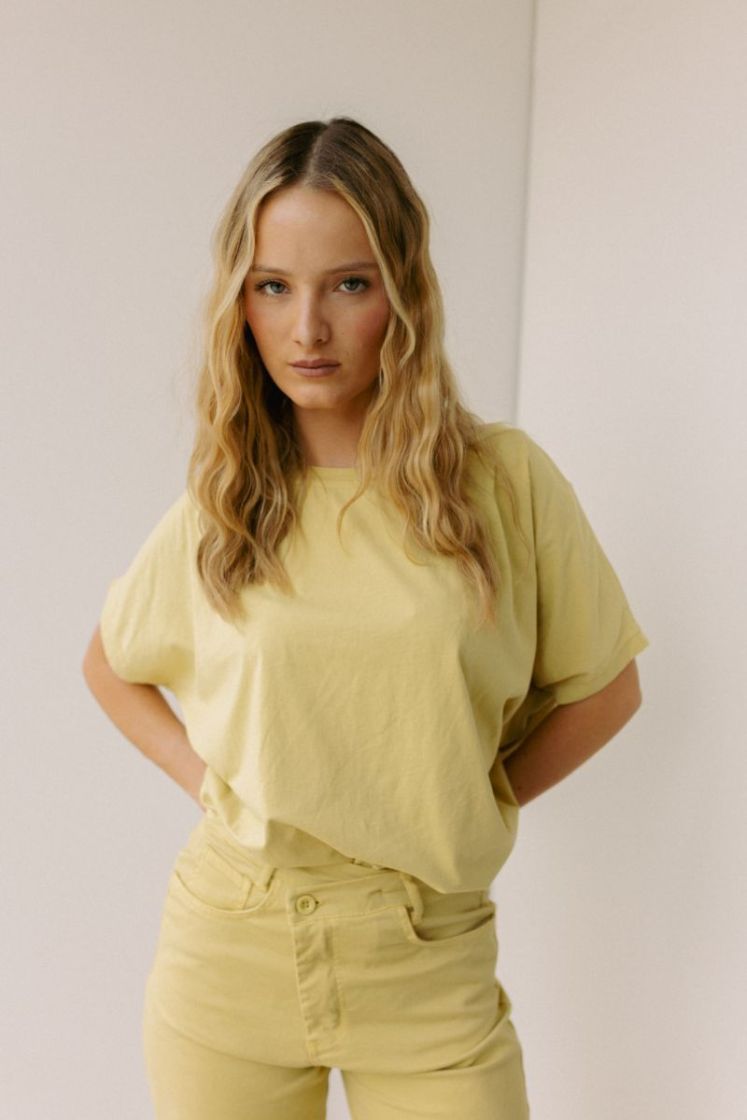  JAUNE