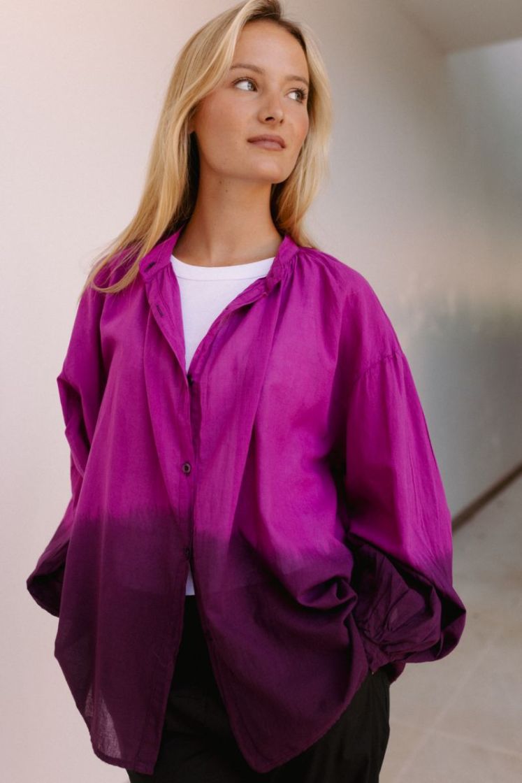 VIOLET